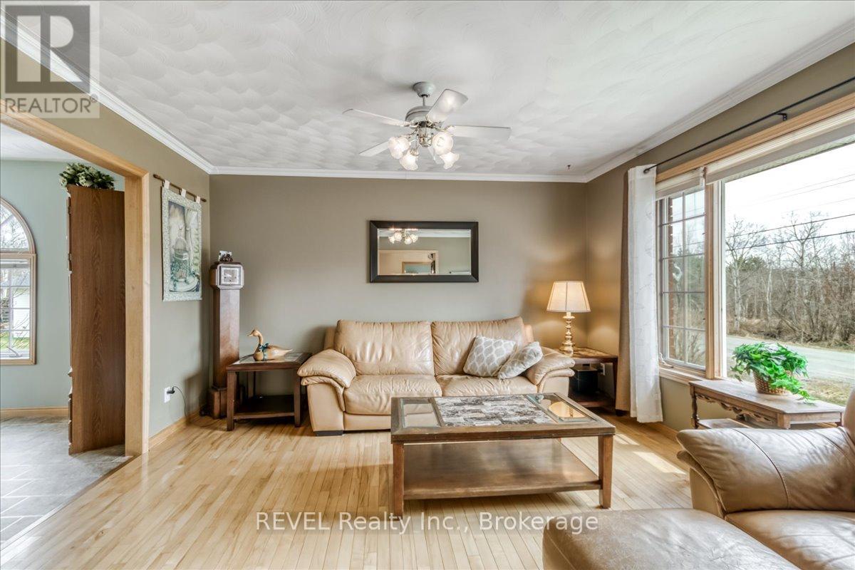 1156 Vera Street, Greater Sudbury (Valley East), Ontario  P3N 1M6 - Photo 18 - X13068736