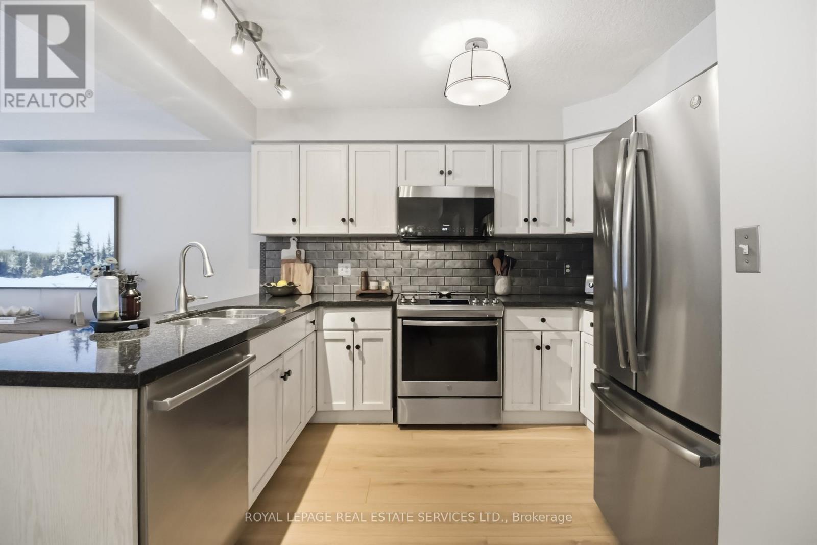 48 - 165 Terraview Crescent, Guelph, Ontario  N1G 5G7 - Photo 12 - X12923520