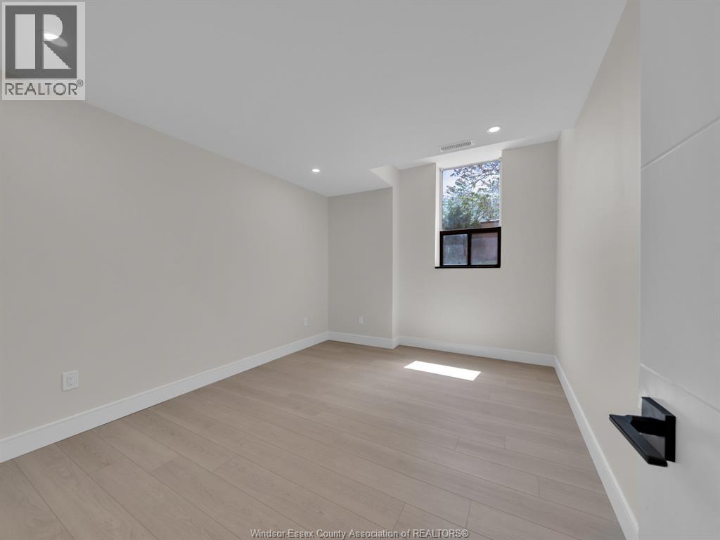 3177 Riverside Drive East Unit# 110, Windsor, Ontario  N8Y 1A5 - Photo 7 - 26009691