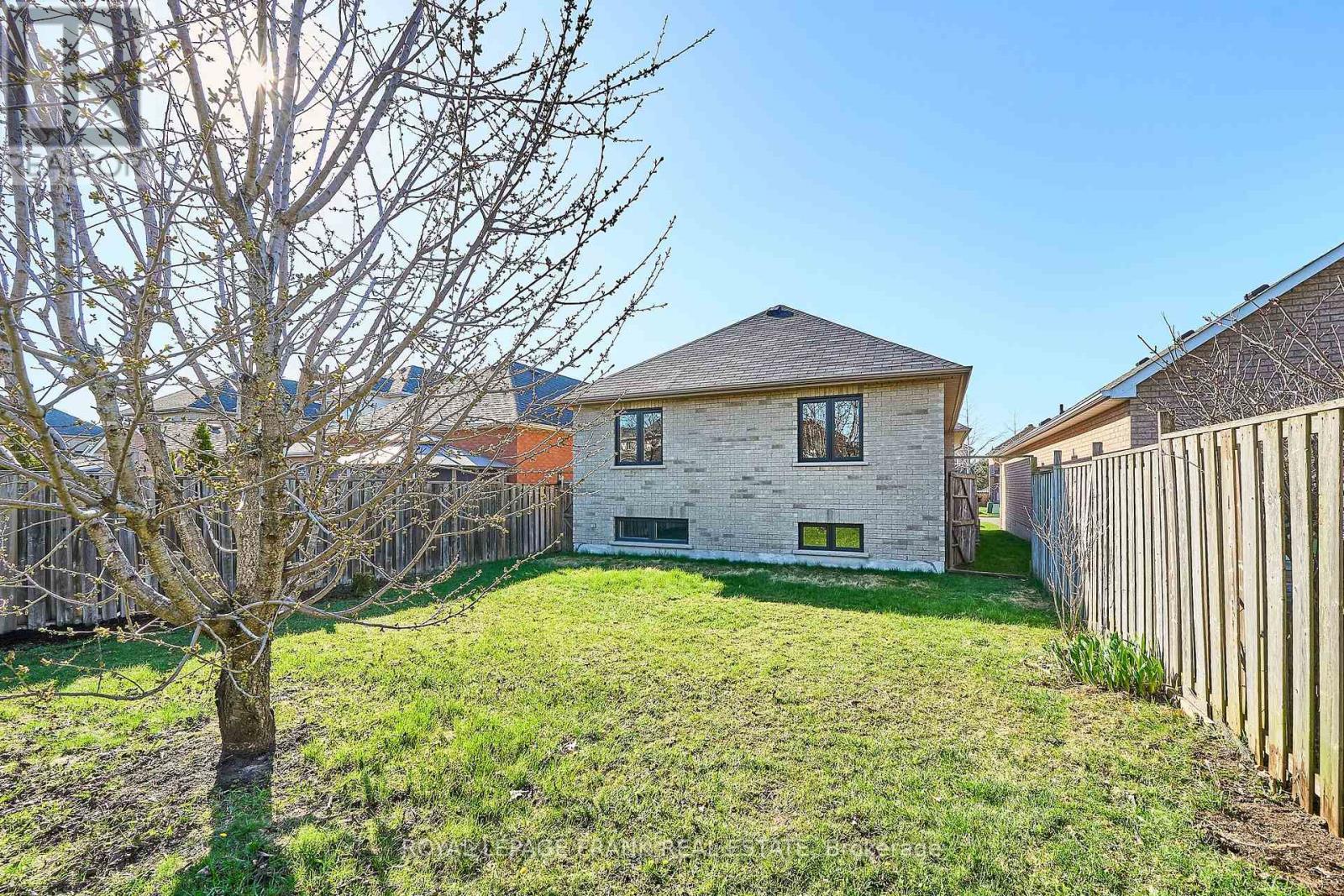 16 Treen Crescent, Whitby (Rolling Acres), Ontario  L1R 3C7 - Photo 29 - E13068714