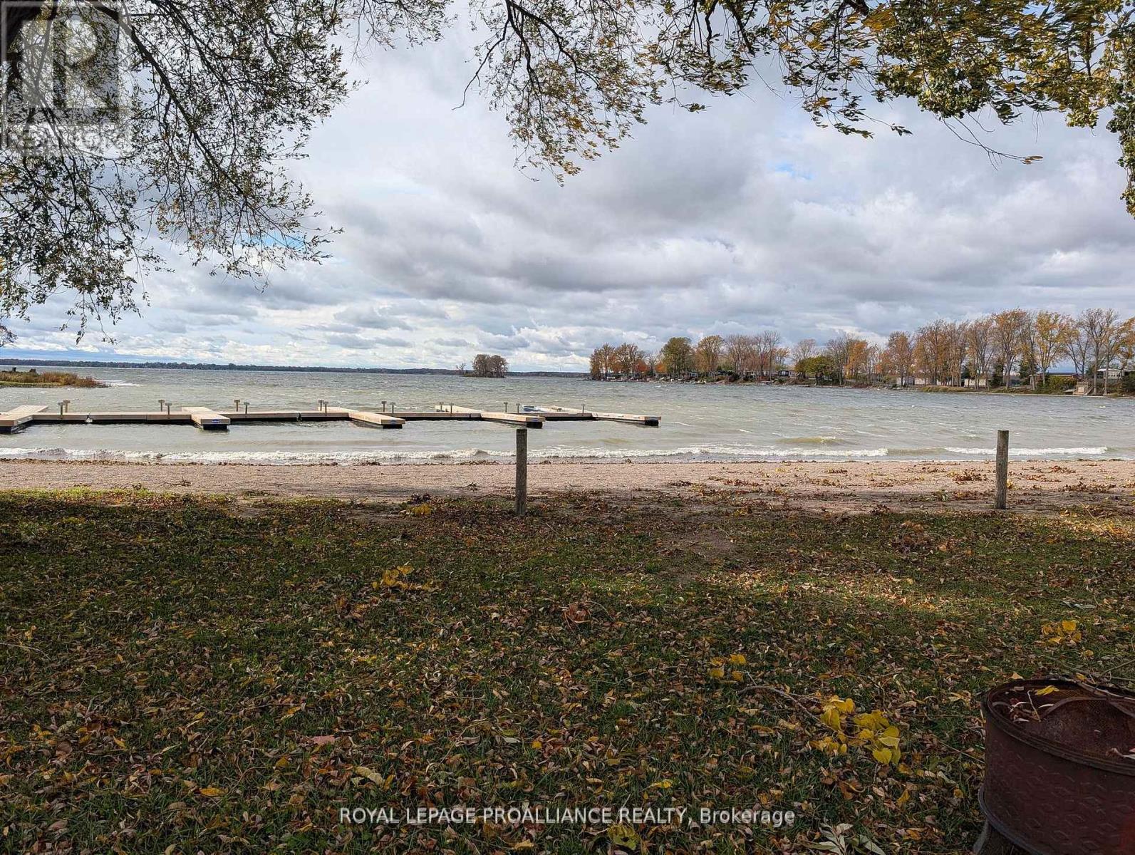 486 Cty Rd 18- 7 Beachview Lane, Prince Edward County, Ontario  K0K 1P0 - Photo 22 - X13068290