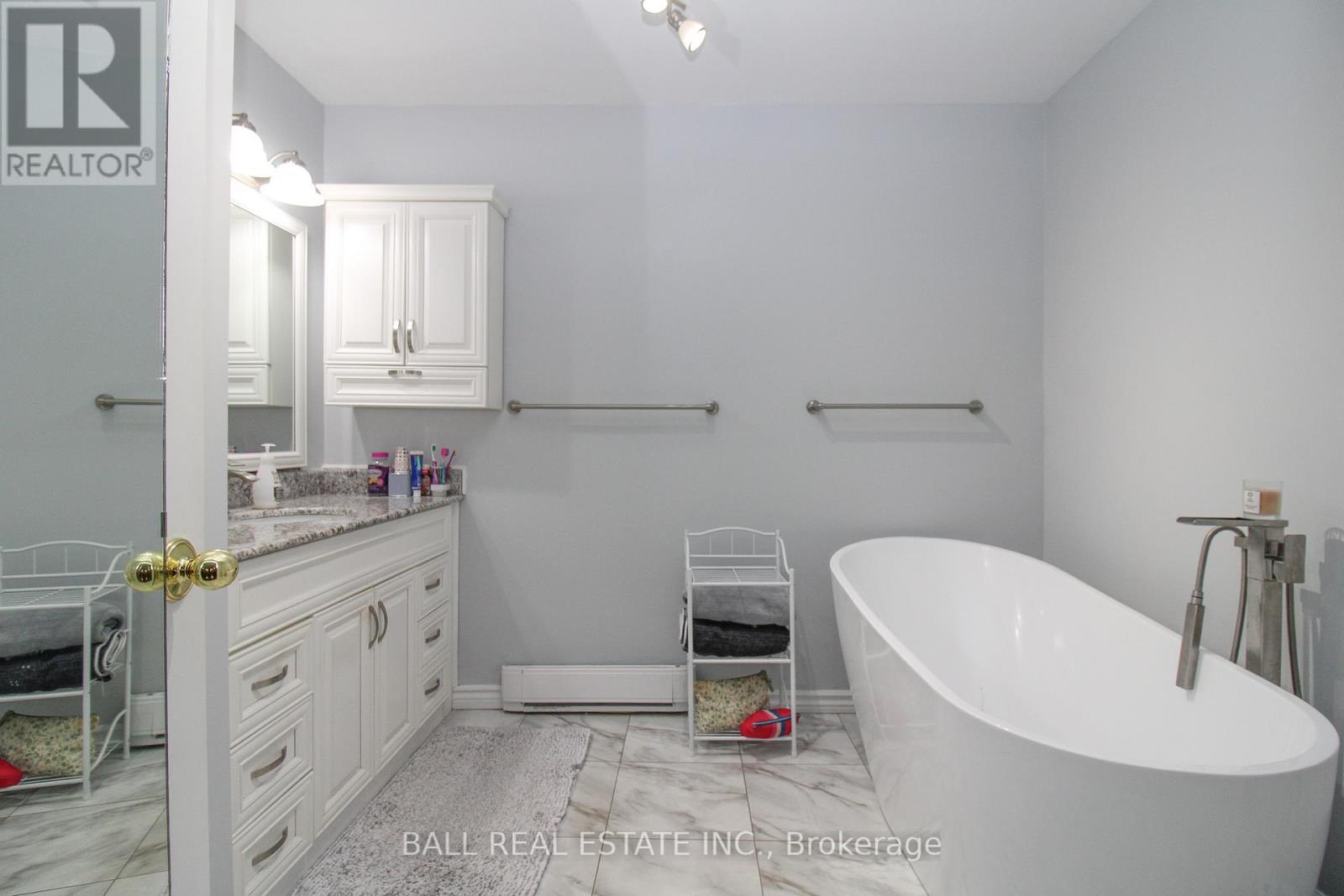 2 - 3 Paddock Wood, Peterborough, Ontario  K9H 7H2 - Photo 21 - X13068606