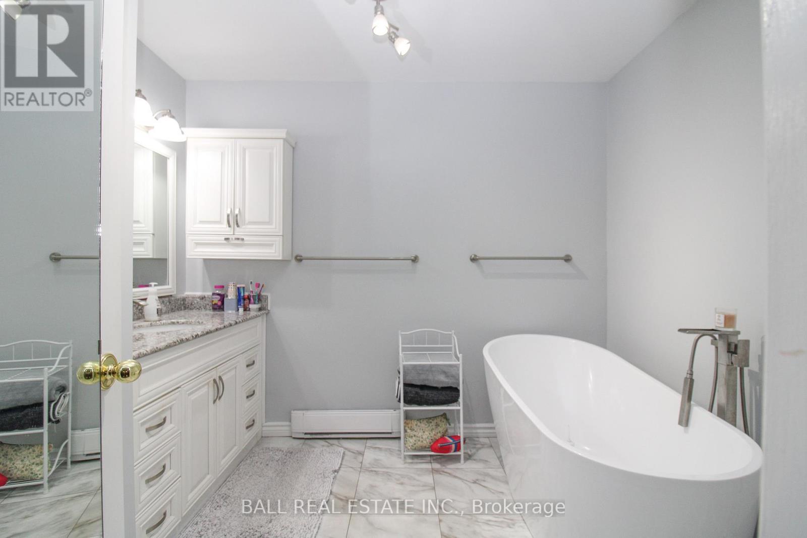 2 - 3 Paddock Wood, Peterborough, Ontario  K9H 7H2 - Photo 23 - X13068606