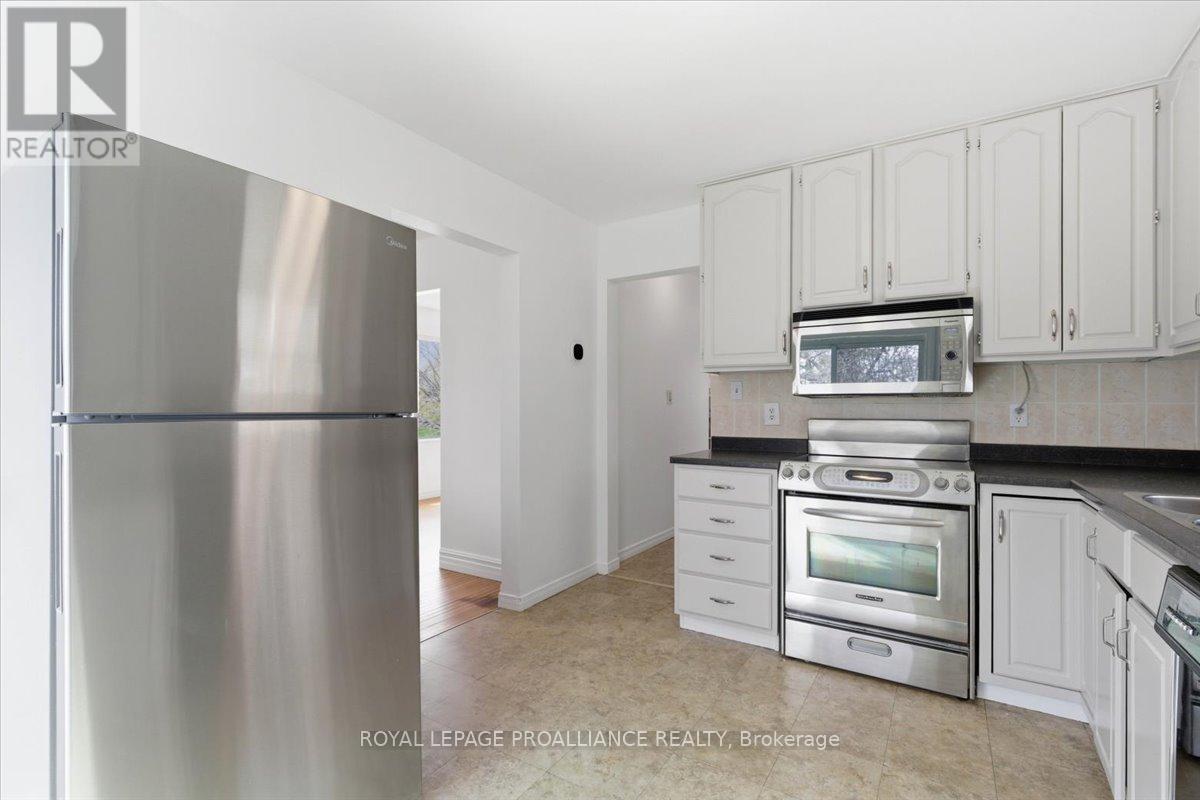 131 Prospect Hill, Quinte West, Ontario  K8V 2V7 - Photo 12 - X13068698