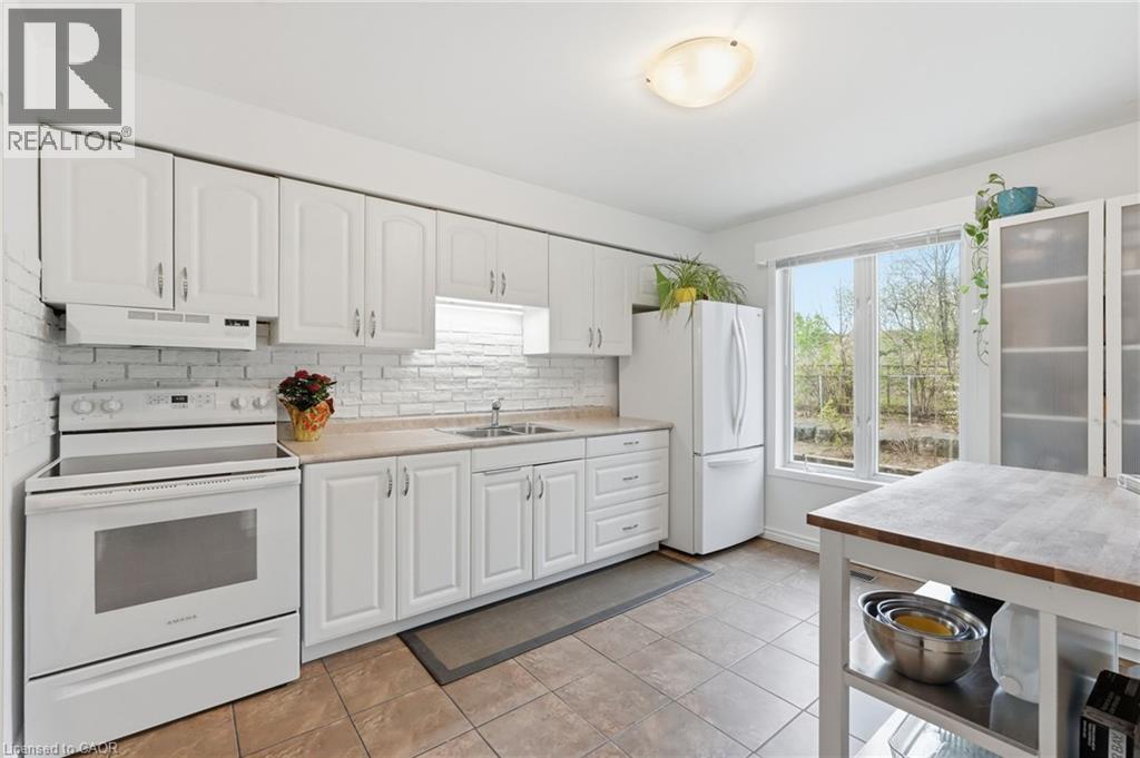 1538 Westminster Place, Burlington, Ontario  L7P 2B5 - Photo 7 - 40825598