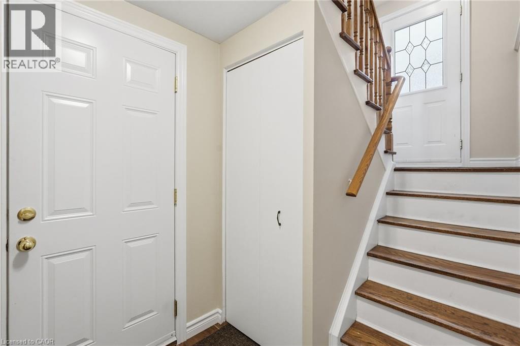 1538 Westminster Place, Burlington, Ontario  L7P 2B5 - Photo 33 - 40825598