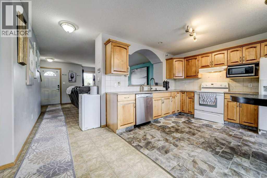 138 Lynx Cove N, Lethbridge, Alberta  T1H 6V5 - Photo 12 - A2306054