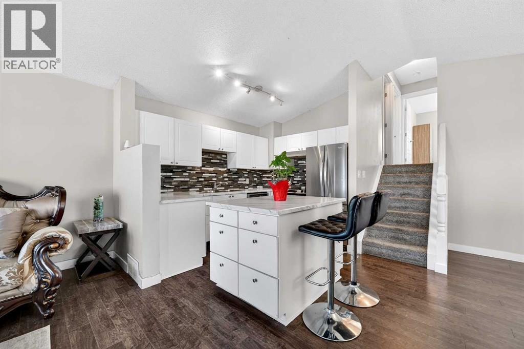 312 Martin Crossing Way NE, Calgary, Alberta  T3J 3T2 - Photo 12 - A2287353