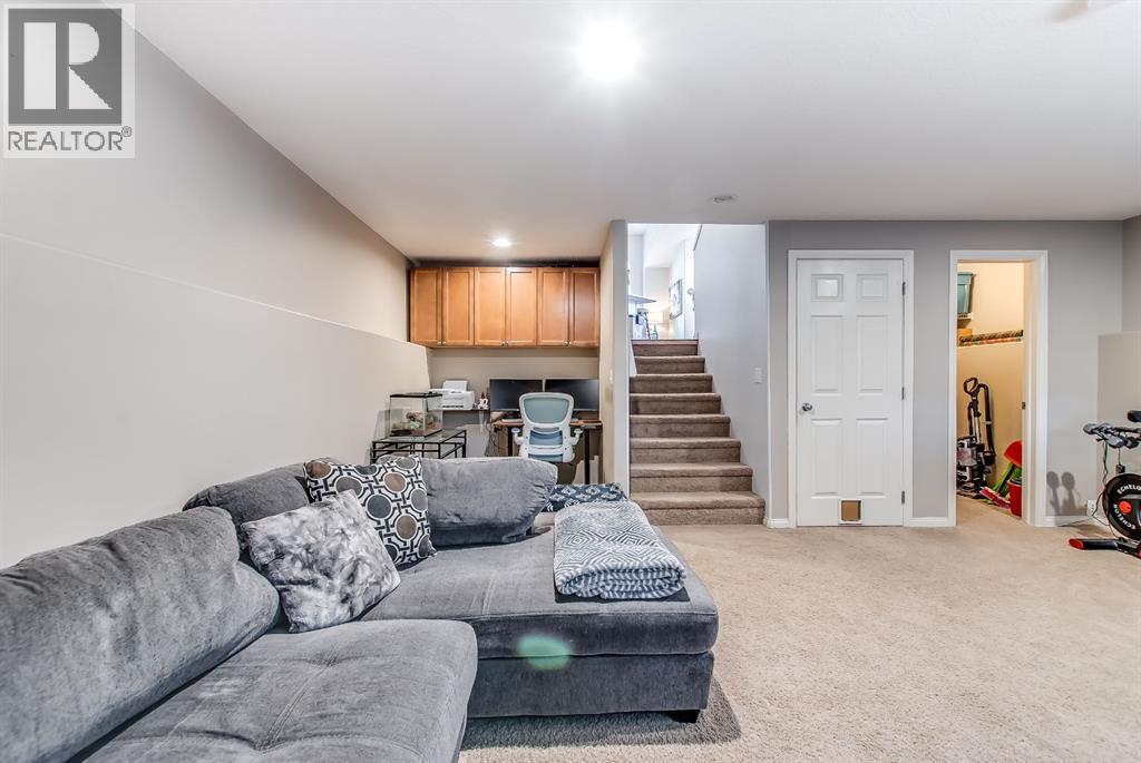 22 Terrace View  Ne, Medicine Hat, Alberta  T1C 0A3 - Photo 23 - A2302473