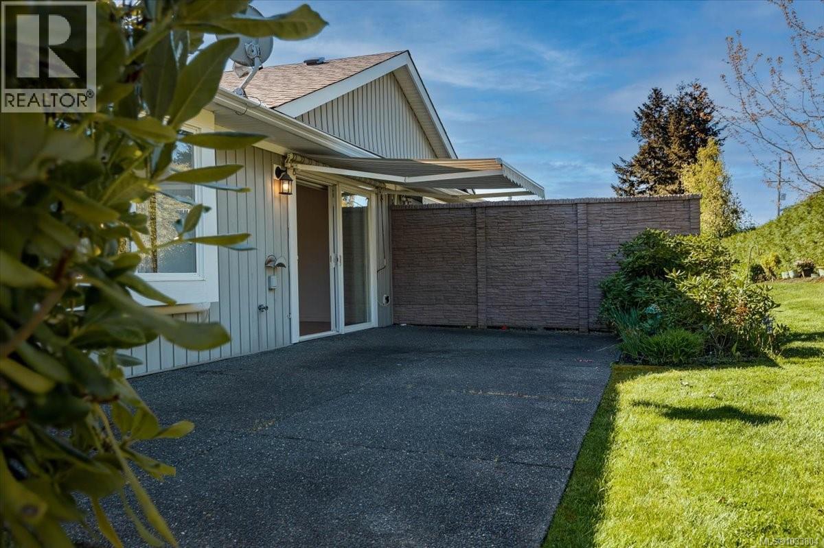 114 1919 St. Andrews Pl, Courtenay, British Columbia  V9N 9J4 - Photo 30 - 1033804
