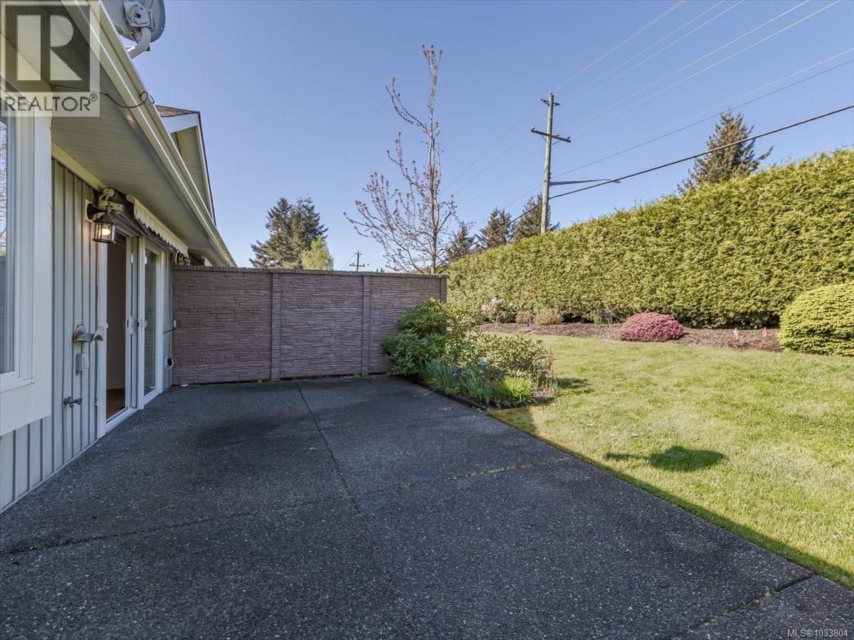 114 1919 St. Andrews Pl, Courtenay, British Columbia  V9N 9J4 - Photo 32 - 1033804