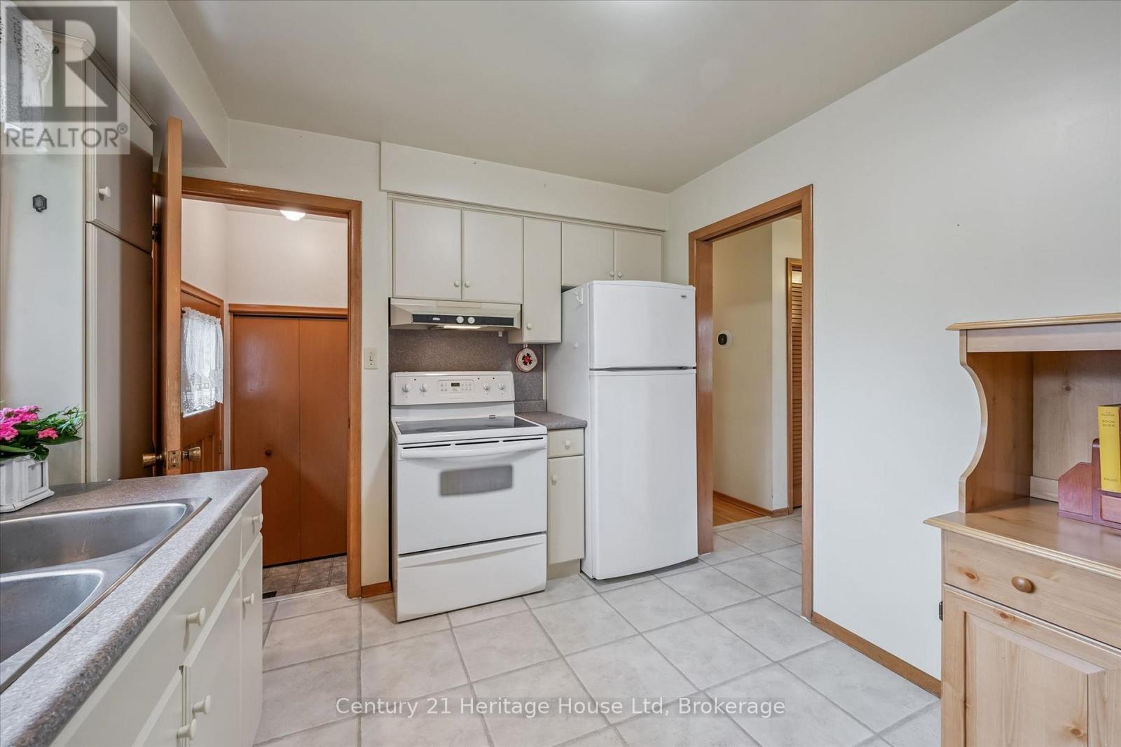 22 Cheltonwood Avenue, Guelph, Ontario  N1E 4E3 - Photo 18 - X13068486
