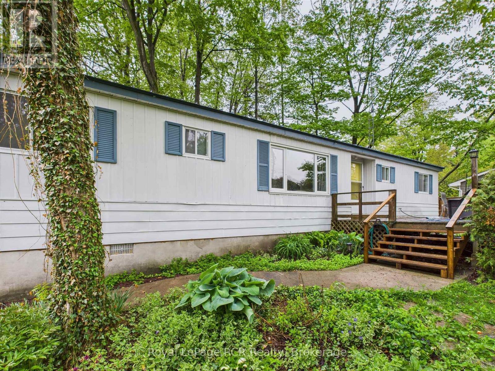 112 HURON ROAD, Huron-Kinloss, Ontario
