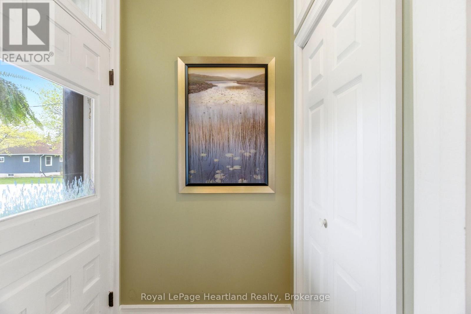 125 Johns Avenue, Central Huron, Ontario  N0M 1E0 - Photo 2 - X13068550