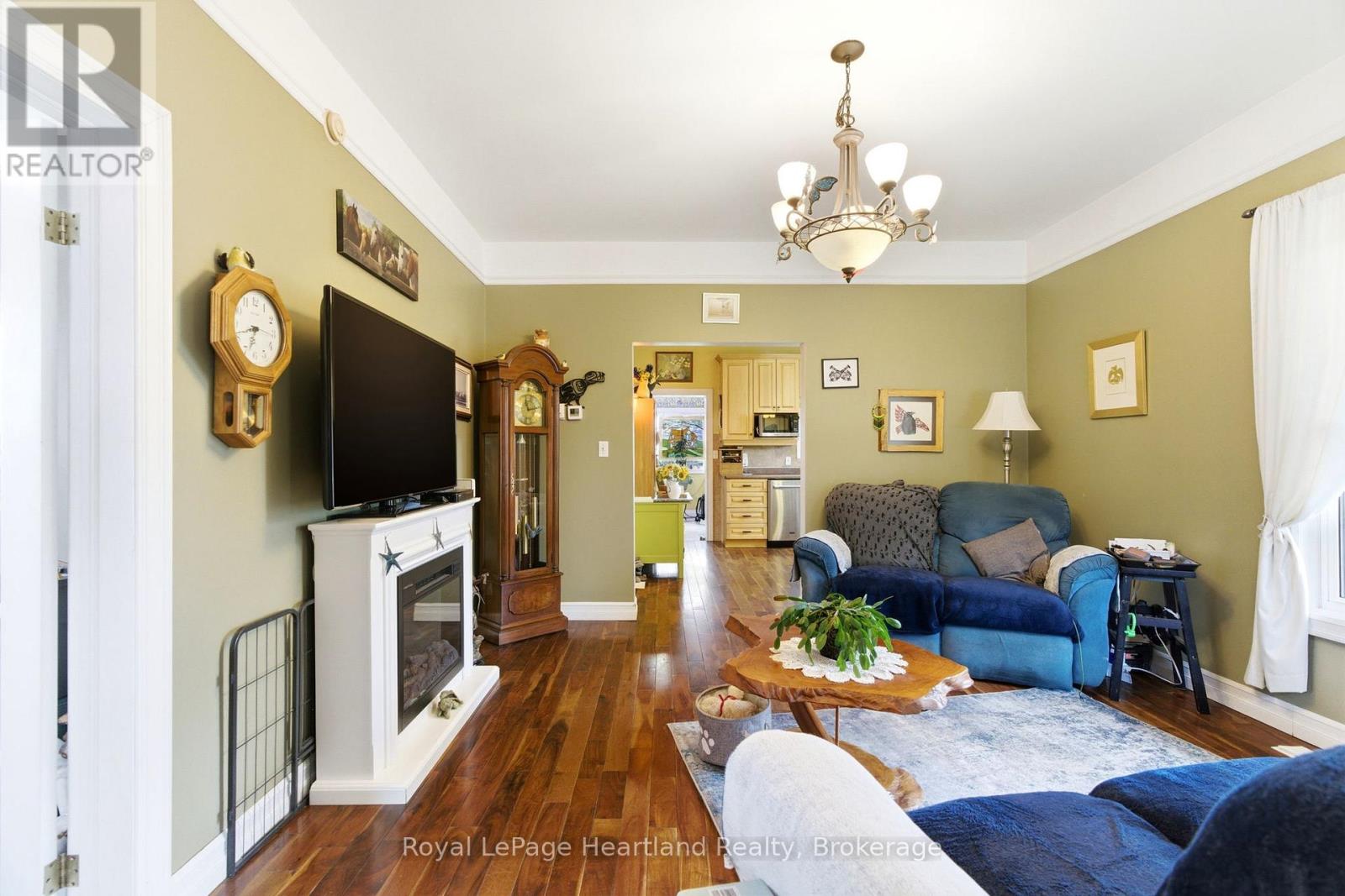 125 Johns Avenue, Central Huron, Ontario  N0M 1E0 - Photo 5 - X13068550
