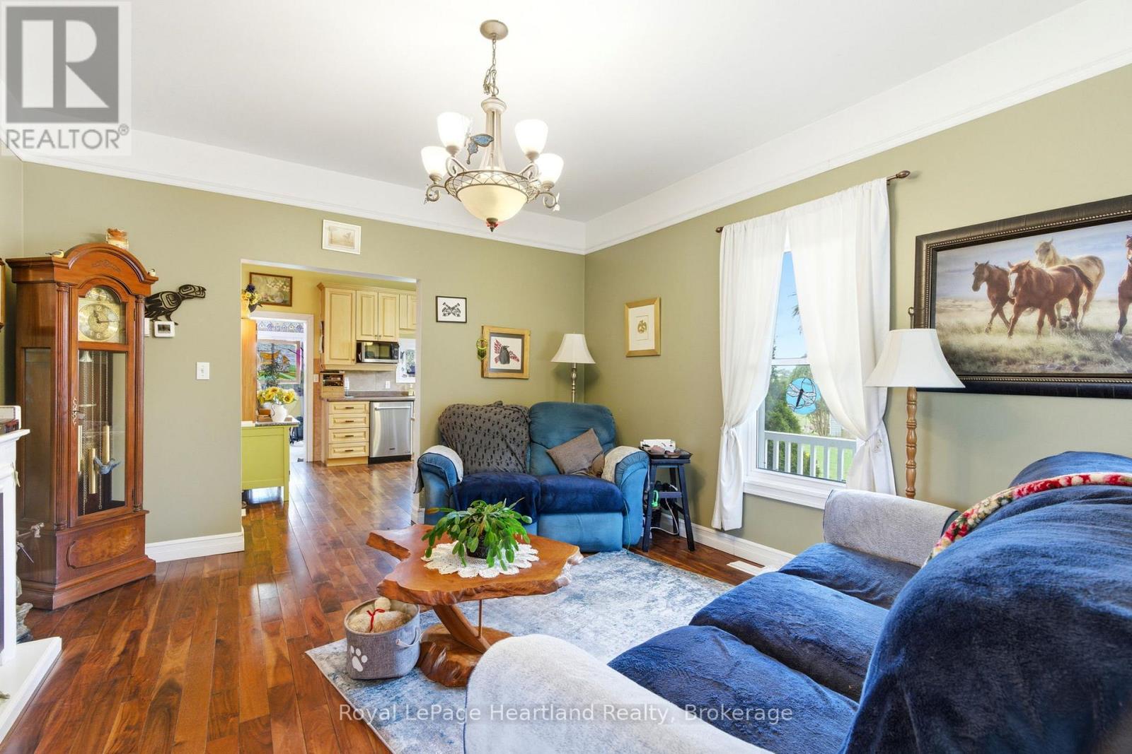 125 Johns Avenue, Central Huron, Ontario  N0M 1E0 - Photo 7 - X13068550