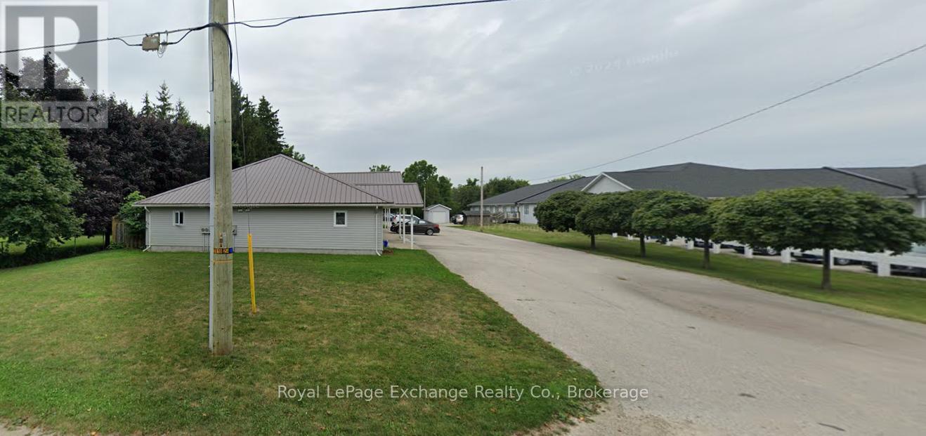 4 - 28a Park Street, Huron-Kinloss, Ontario  N0G 2R0 - Photo 2 - X13068684