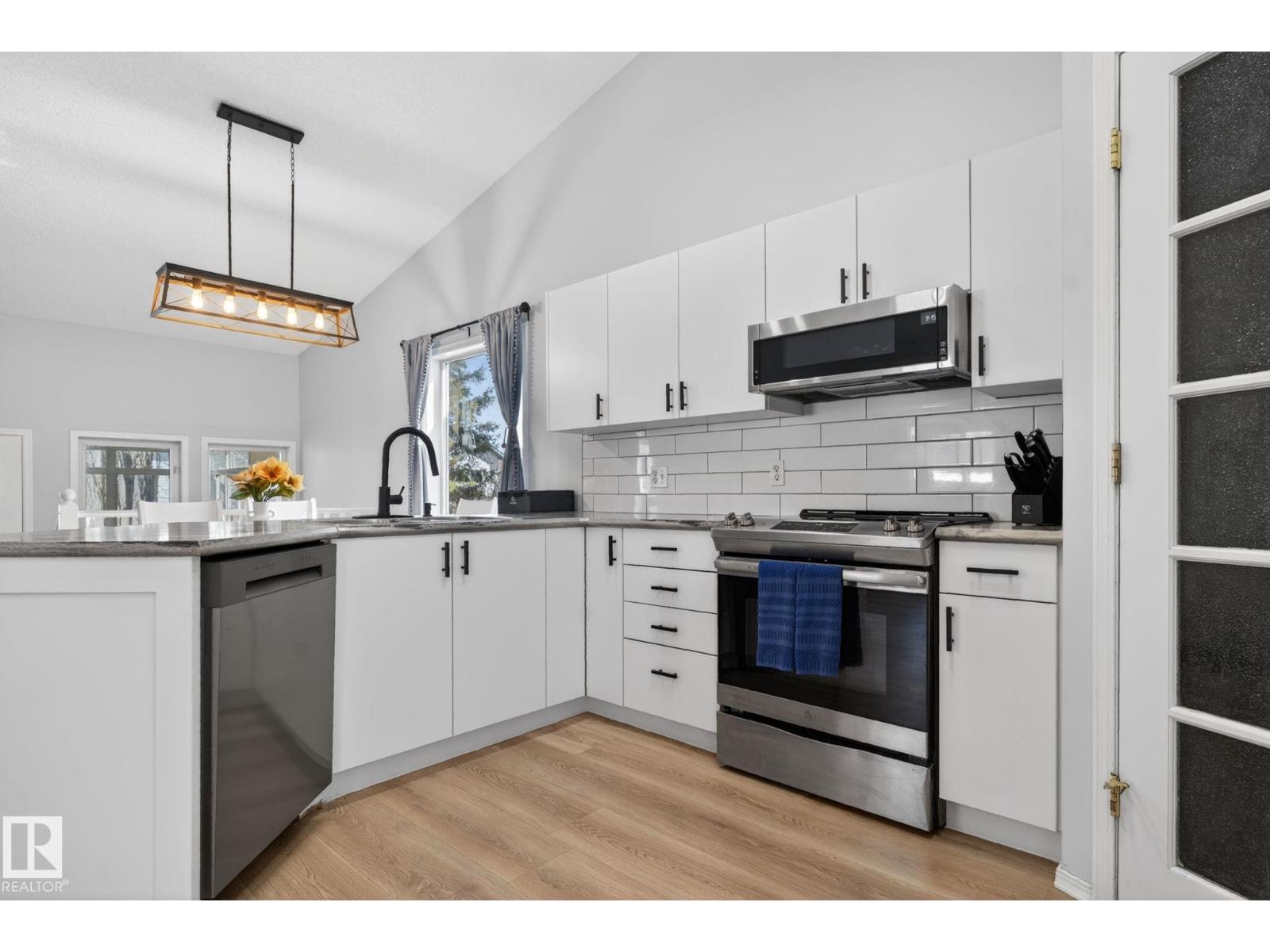 99 Foxboro Ld, Sherwood Park, Alberta  T8A 6C9 - Photo 5 - E4485135