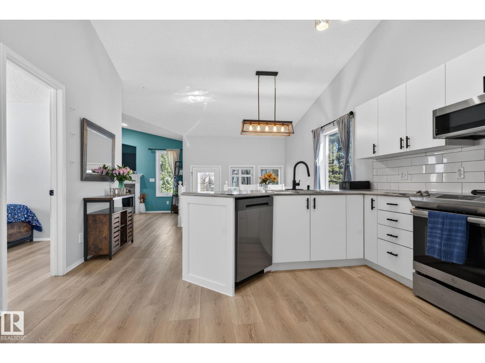 99 Foxboro Ld, Sherwood Park, Alberta  T8A 6C9 - Photo 6 - E4485135