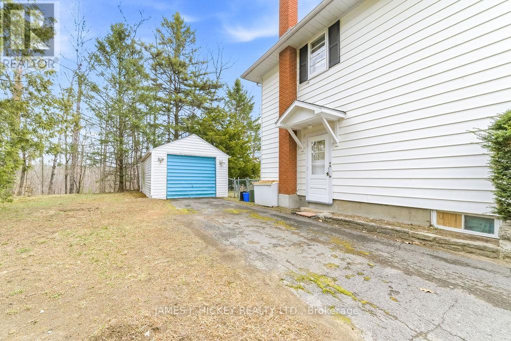 30 Laurier Avenue, Deep River, Ontario  K0J 1P0 - Photo 34 - X13068576