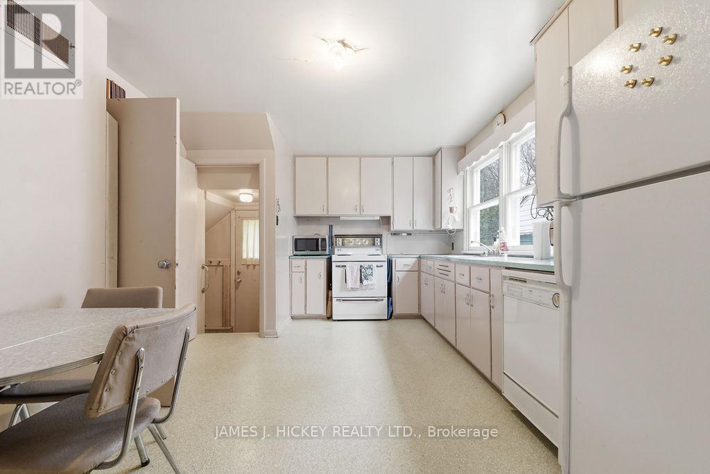 30 Laurier Avenue, Deep River, Ontario  K0J 1P0 - Photo 6 - X13068576