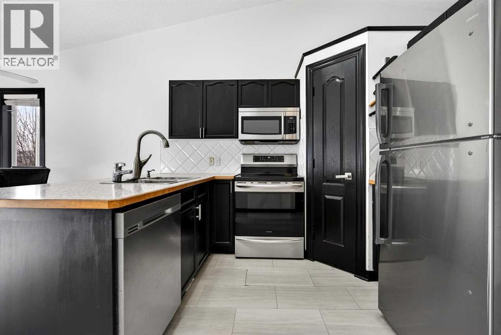 1503 Thorburn Drive SE, Airdrie, Alberta  T4A 2C6 - Photo 10 - A2301078
