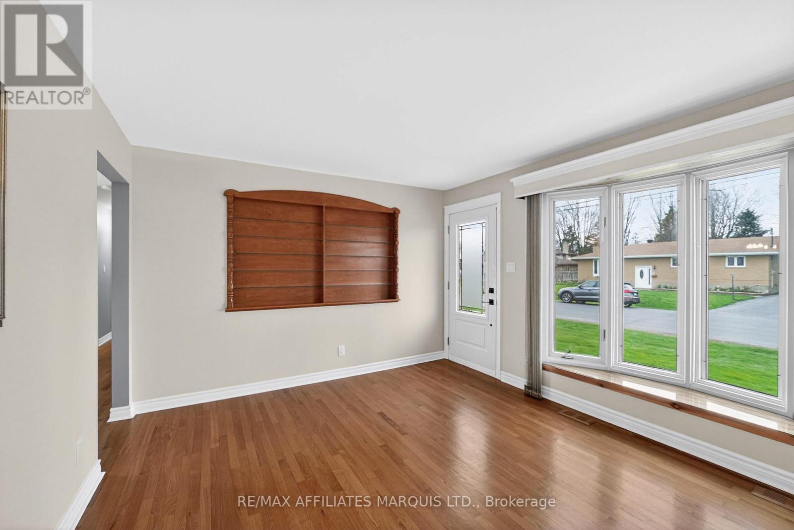 207 Mckenzie Street, Cornwall, Ontario  K6K 1J3 - Photo 5 - X13068476