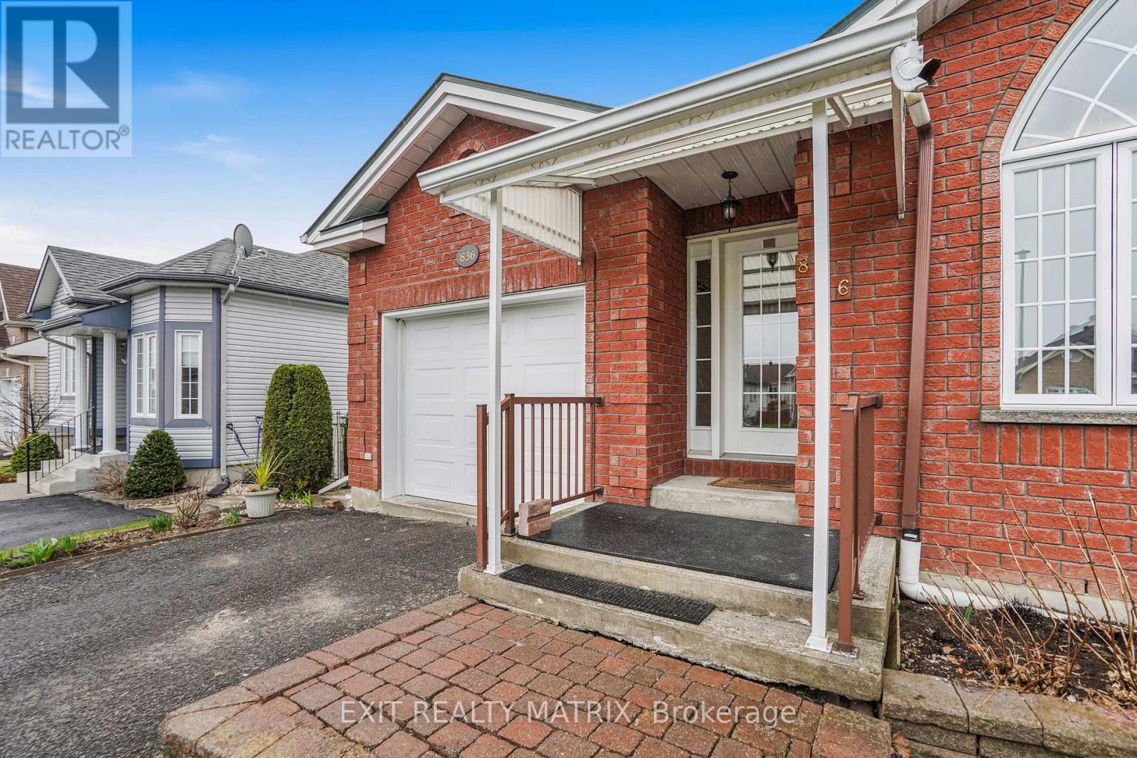 836 Pilon Street, Hawkesbury, Ontario  K6A 3P8 - Photo 3 - X13068608