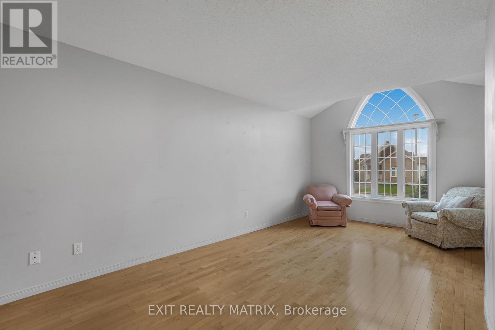 836 Pilon Street, Hawkesbury, Ontario  K6A 3P8 - Photo 6 - X13068608