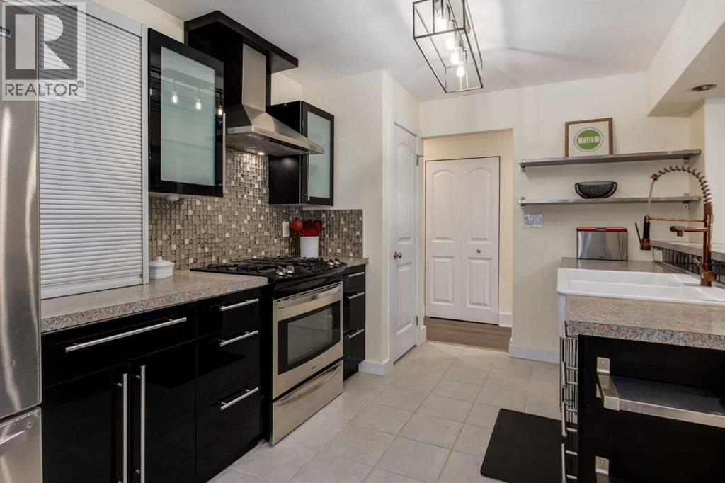 44 Midglen Drive SE, Calgary, Alberta  T2X 1G7 - Photo 8 - A2305816