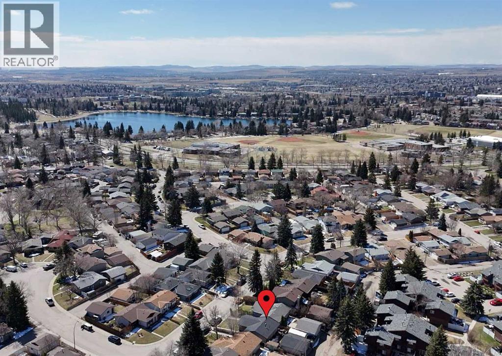 44 Midglen Drive SE, Calgary, Alberta  T2X 1G7 - Photo 2 - A2305816