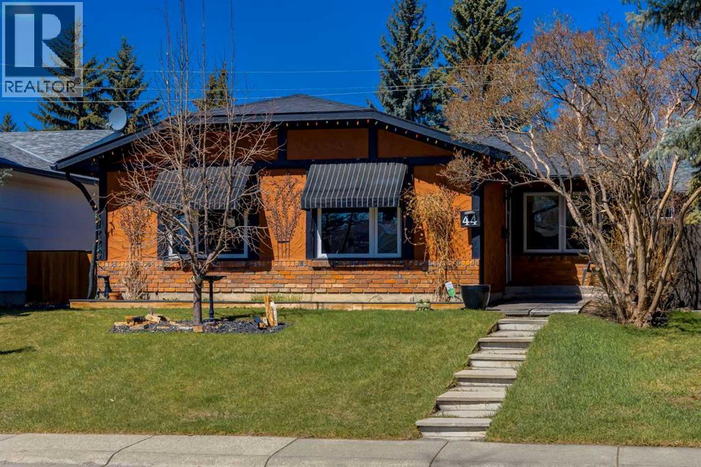 44 Midglen Drive SE, Calgary, Alberta  T2X 1G7 - Photo 3 - A2305816