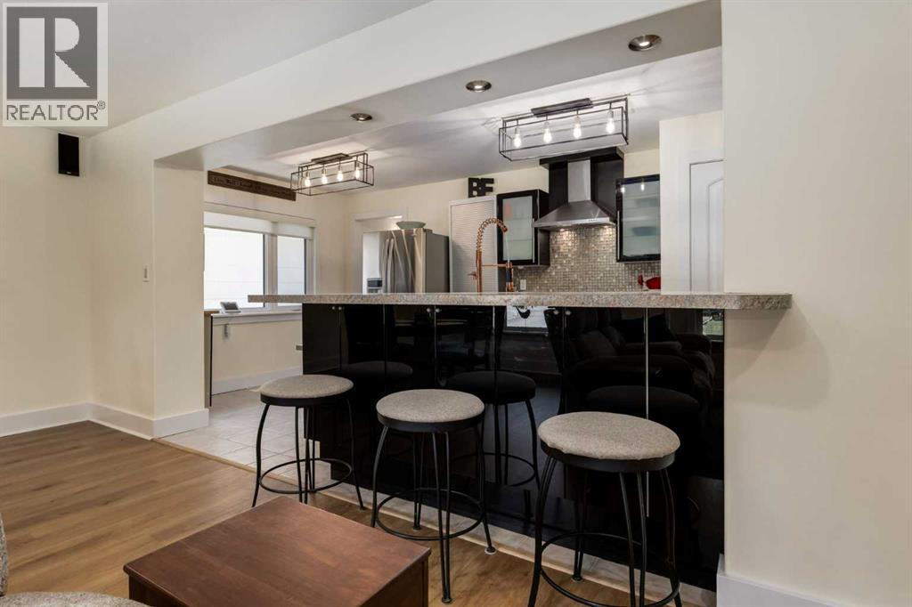 44 Midglen Drive SE, Calgary, Alberta  T2X 1G7 - Photo 5 - A2305816