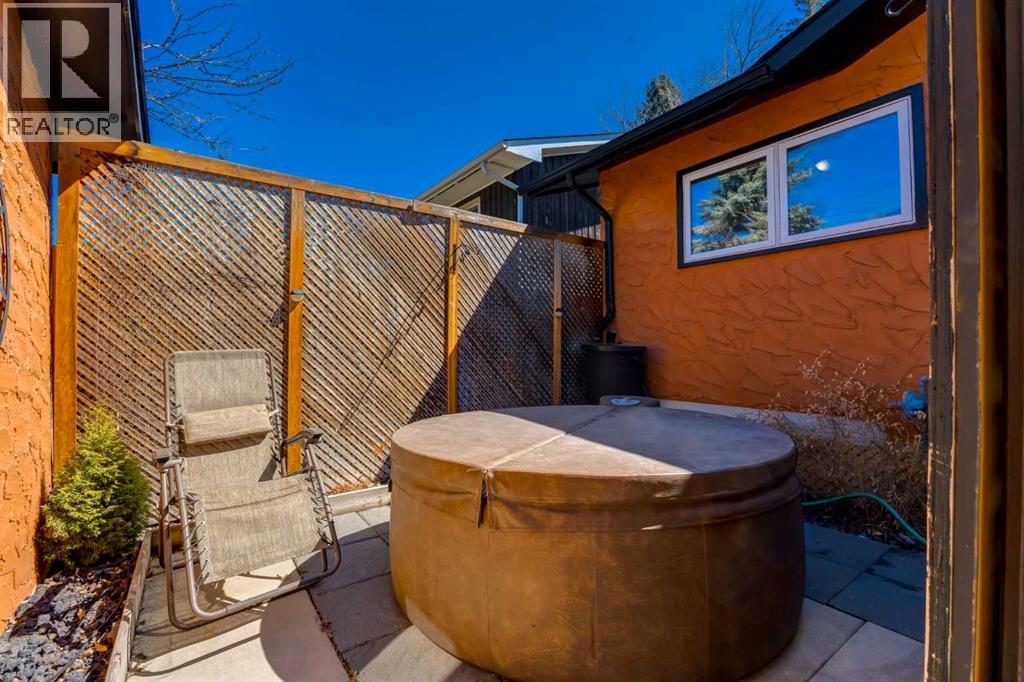 44 Midglen Drive SE, Calgary, Alberta  T2X 1G7 - Photo 39 - A2305816