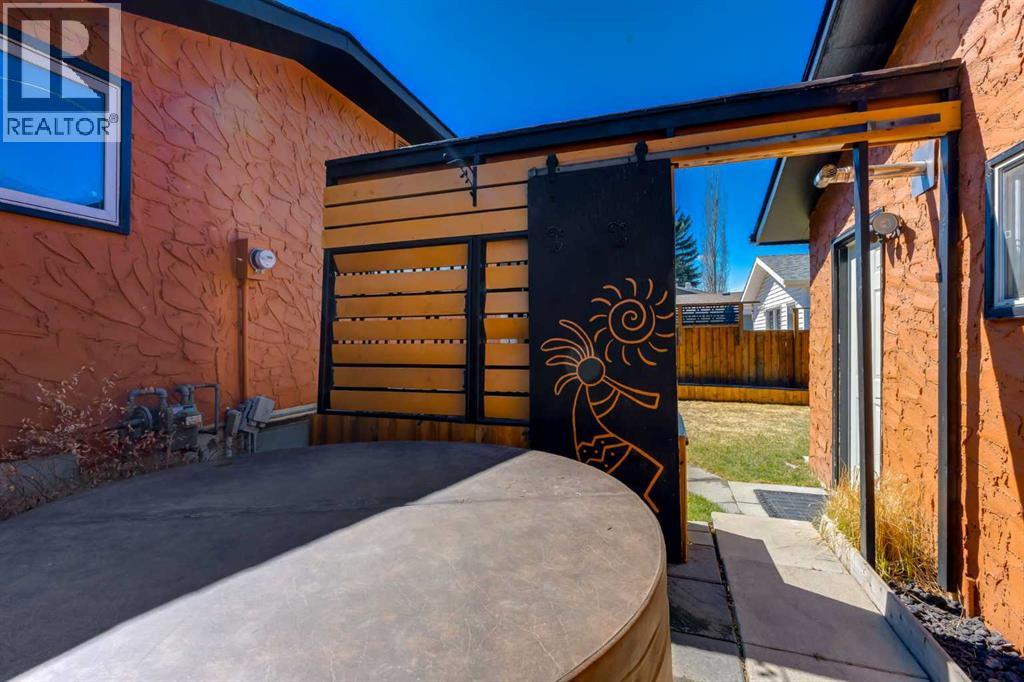 44 Midglen Drive SE, Calgary, Alberta  T2X 1G7 - Photo 40 - A2305816