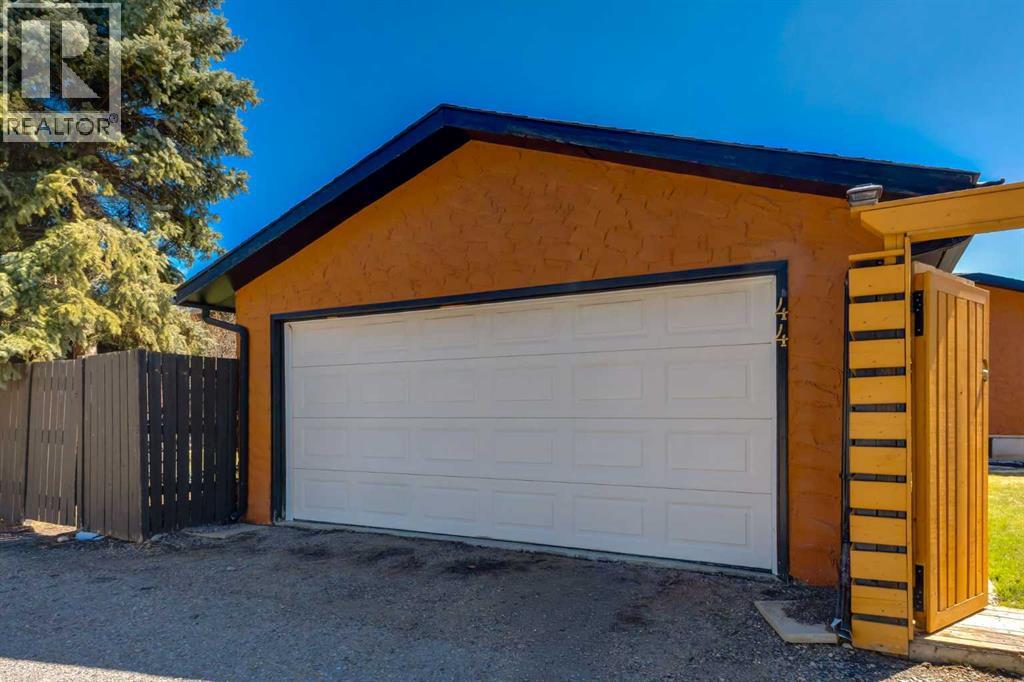 44 Midglen Drive SE, Calgary, Alberta  T2X 1G7 - Photo 44 - A2305816