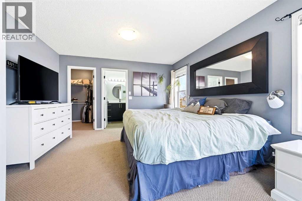 289 Douglas Ridge Circle SE, Calgary, Alberta  T2Z 3H5 - Photo 18 - A2306658