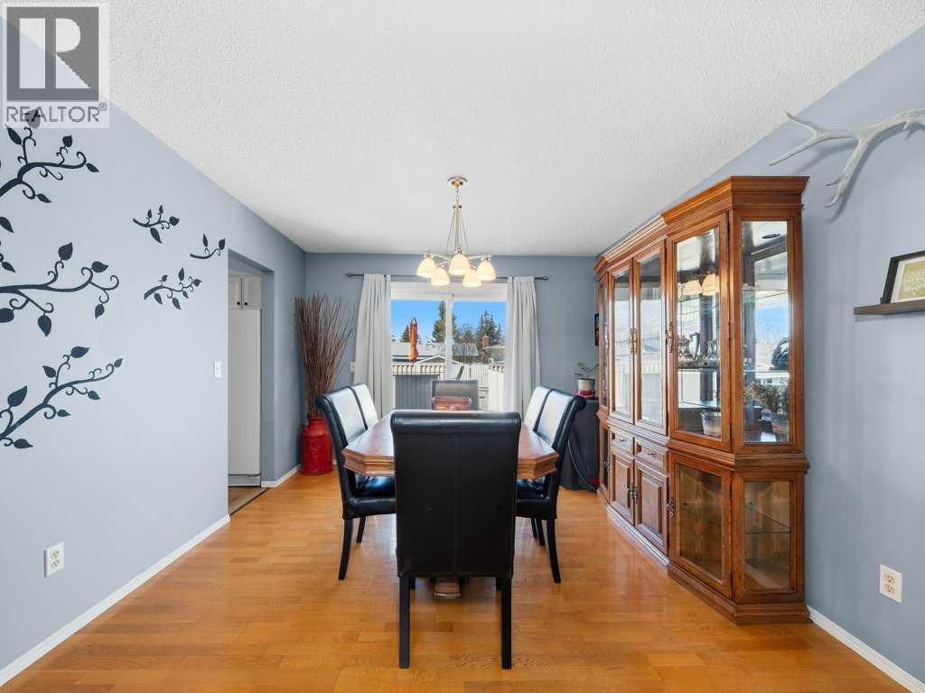 235 Rundleridge Drive NE, Calgary, Alberta  T1Y 2K5 - Photo 6 - A2306899