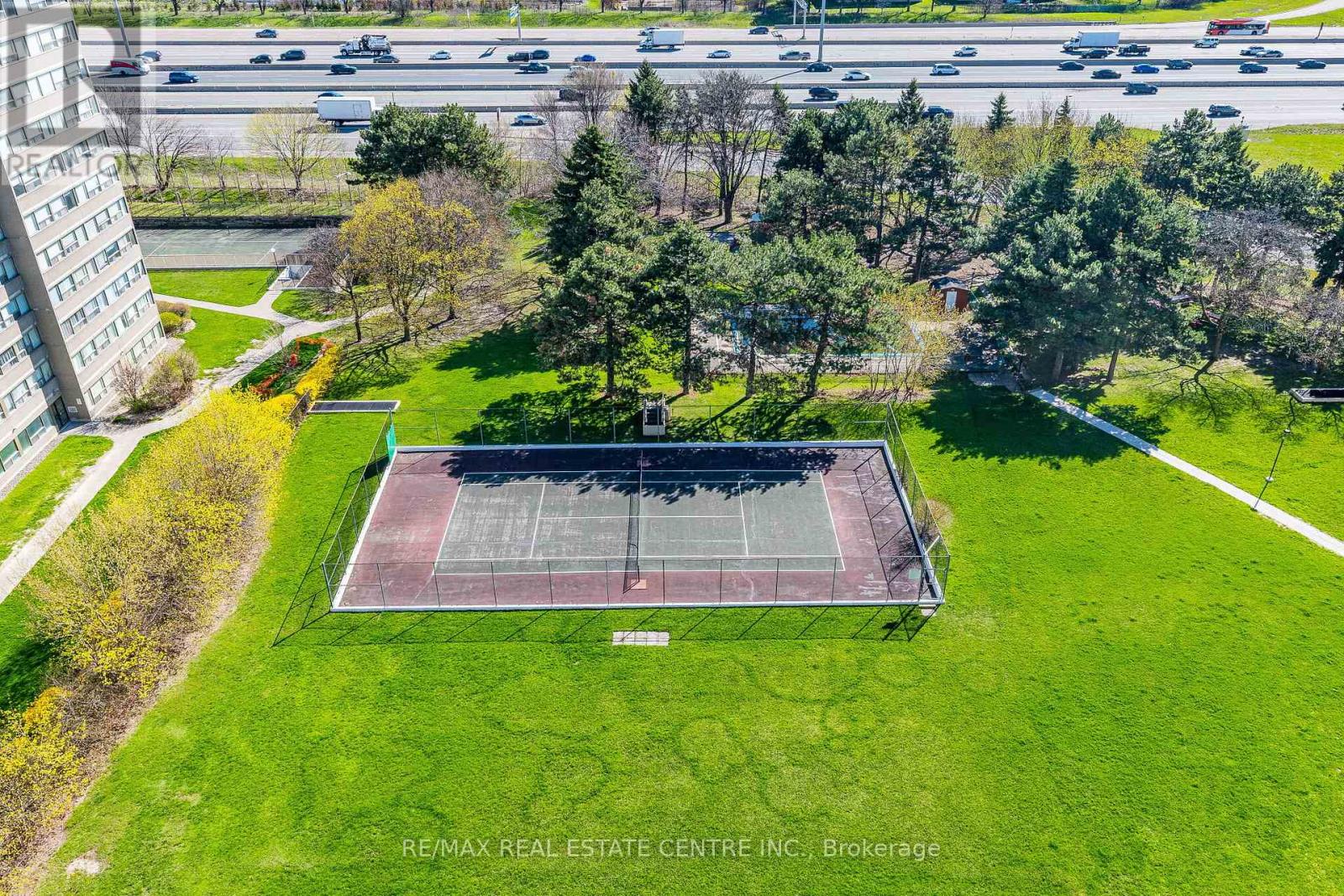 1502 - 451 The West Mall Drive, Toronto (Etobicoke West Mall), Ontario  M9C 1G1 - Photo 43 - W13068114