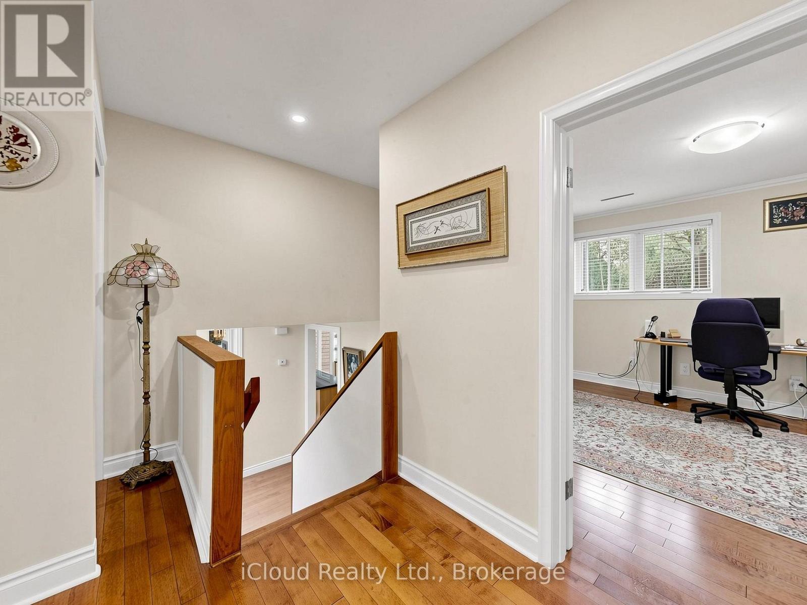 164 Munro Boulevard, Toronto, Ontario  M2P 1C8 - Photo 24 - C13048292