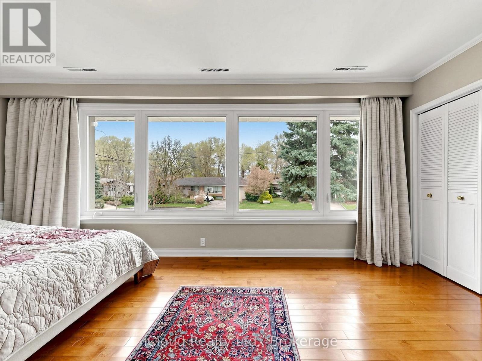 164 Munro Boulevard, Toronto, Ontario  M2P 1C8 - Photo 28 - C13048292