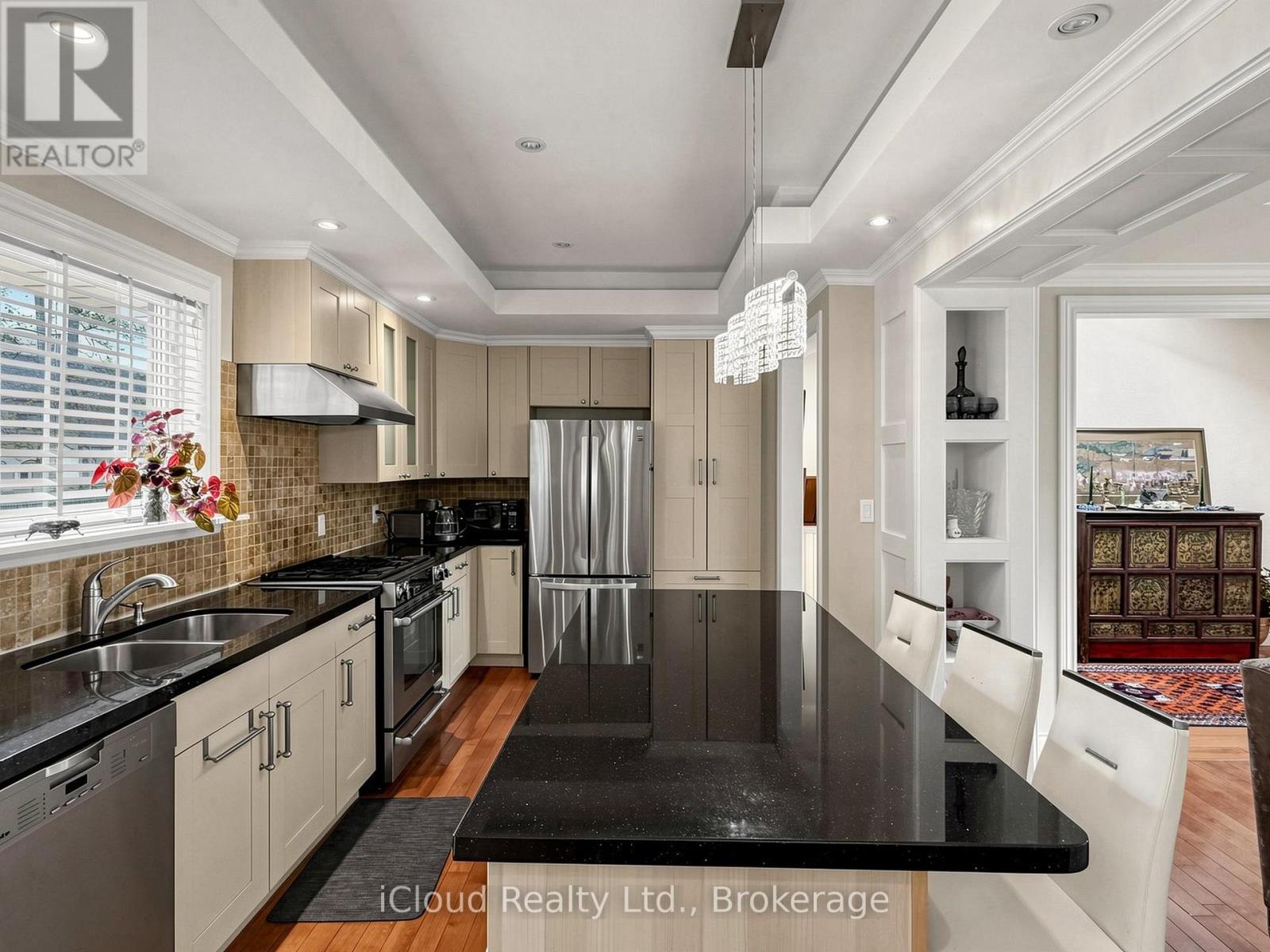 164 Munro Boulevard, Toronto, Ontario  M2P 1C8 - Photo 18 - C13048292