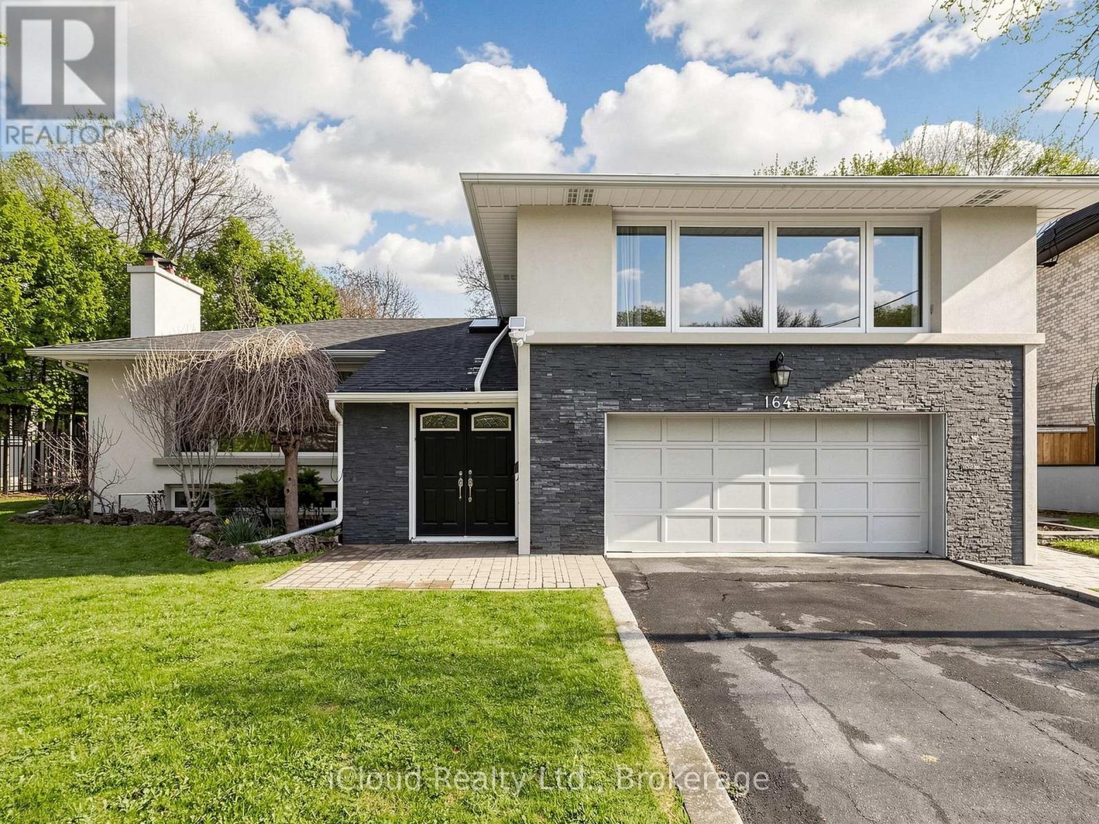 164 Munro Boulevard, Toronto, Ontario  M2P 1C8 - Photo 4 - C13048292