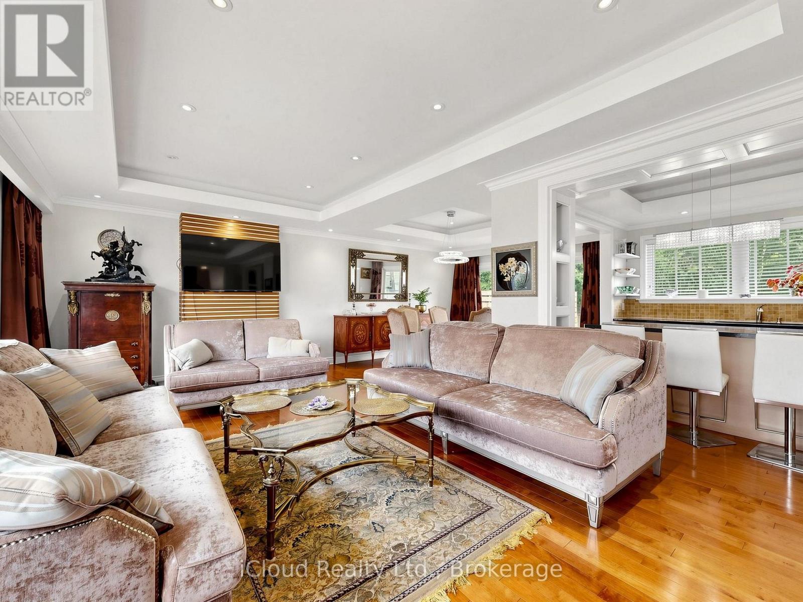 164 Munro Boulevard, Toronto, Ontario  M2P 1C8 - Photo 6 - C13048292