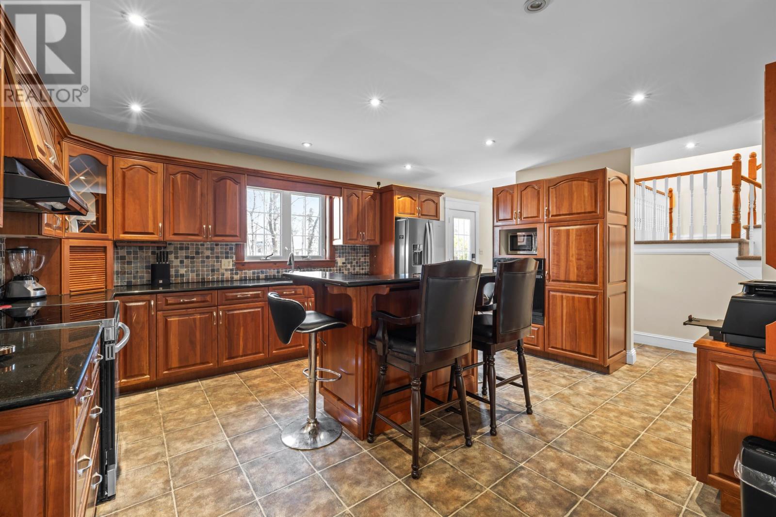 29 Inkerman Drive, Charlottetown, Prince Edward Island  C1A 2P5 - Photo 2 - 202609317