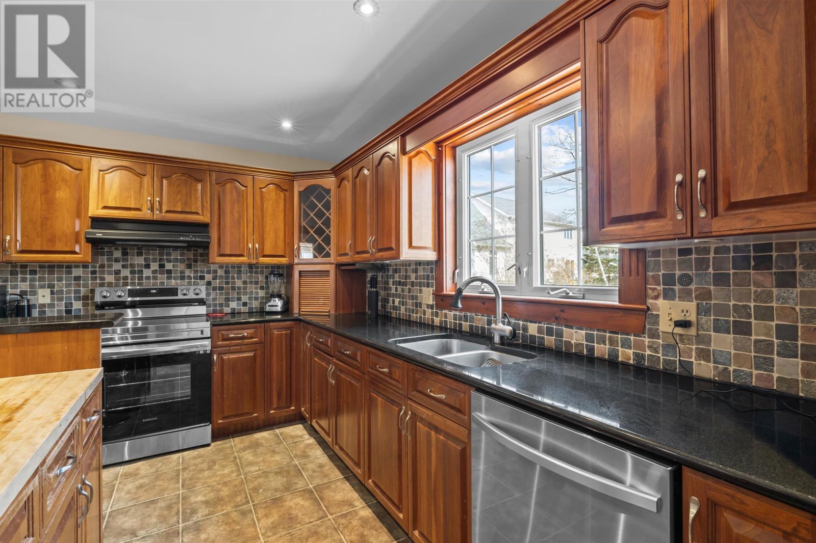 29 Inkerman Drive, Charlottetown, Prince Edward Island  C1A 2P5 - Photo 4 - 202609317