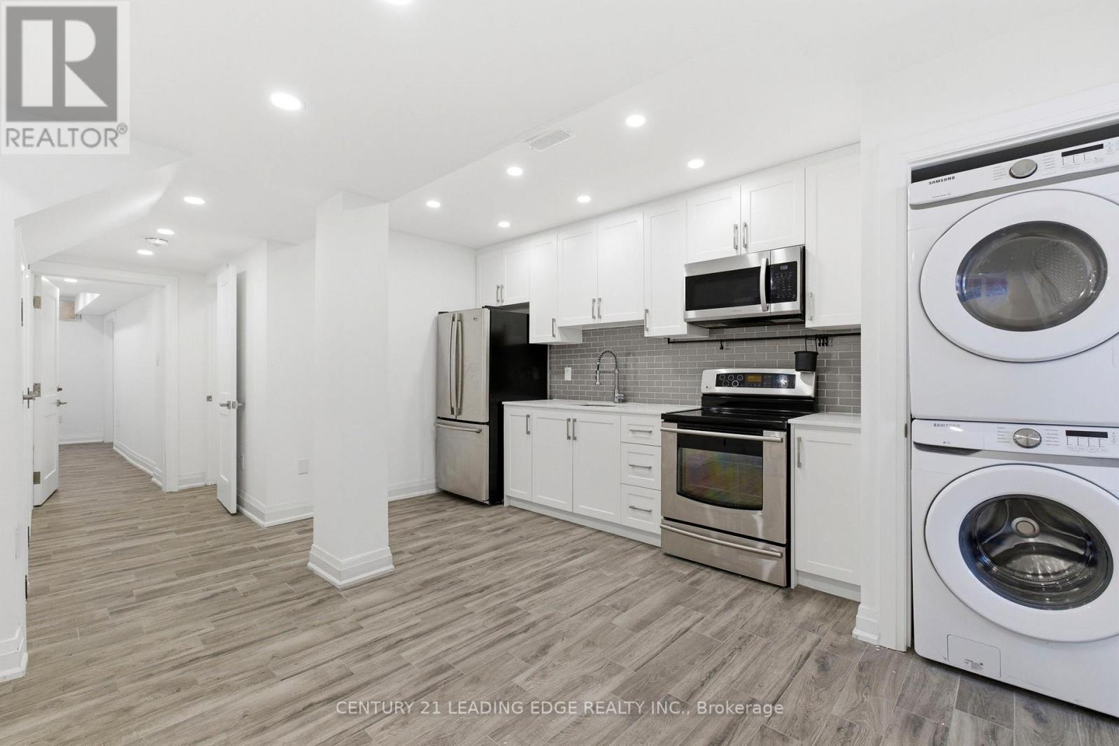 173 Cedric Avenue, Toronto (Oakwood Village), Ontario  M6C 3X7 - Photo 12 - C13067570