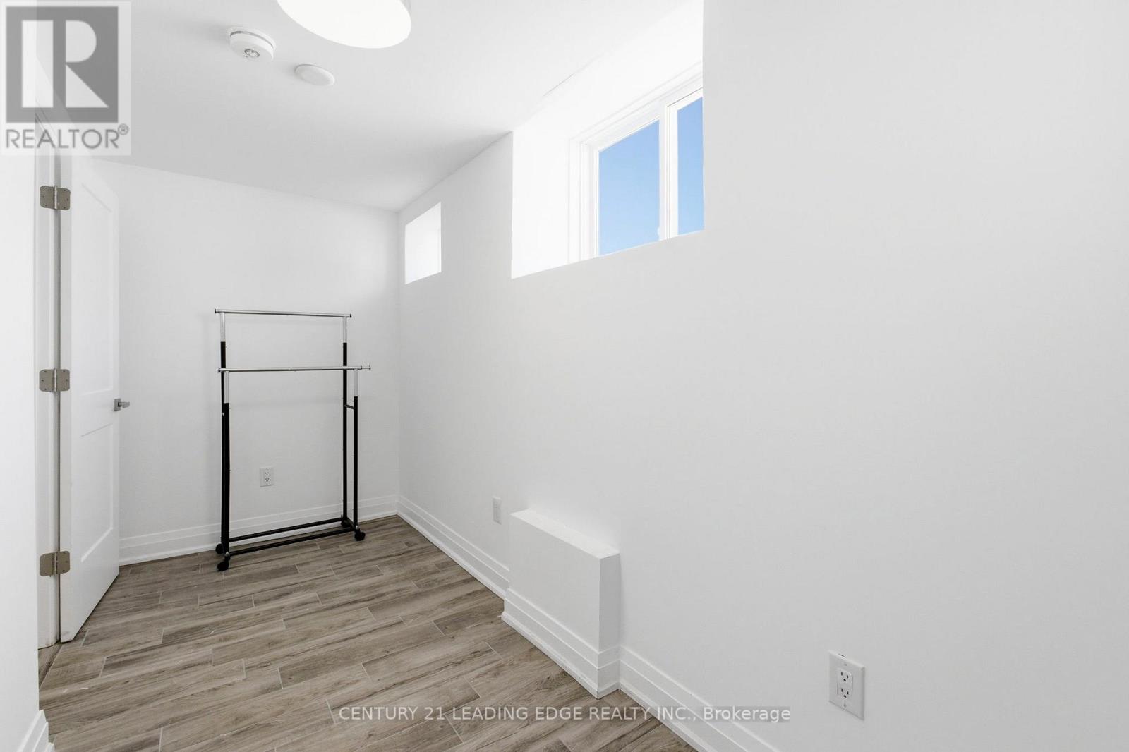 173 Cedric Avenue, Toronto (Oakwood Village), Ontario  M6C 3X7 - Photo 17 - C13067570