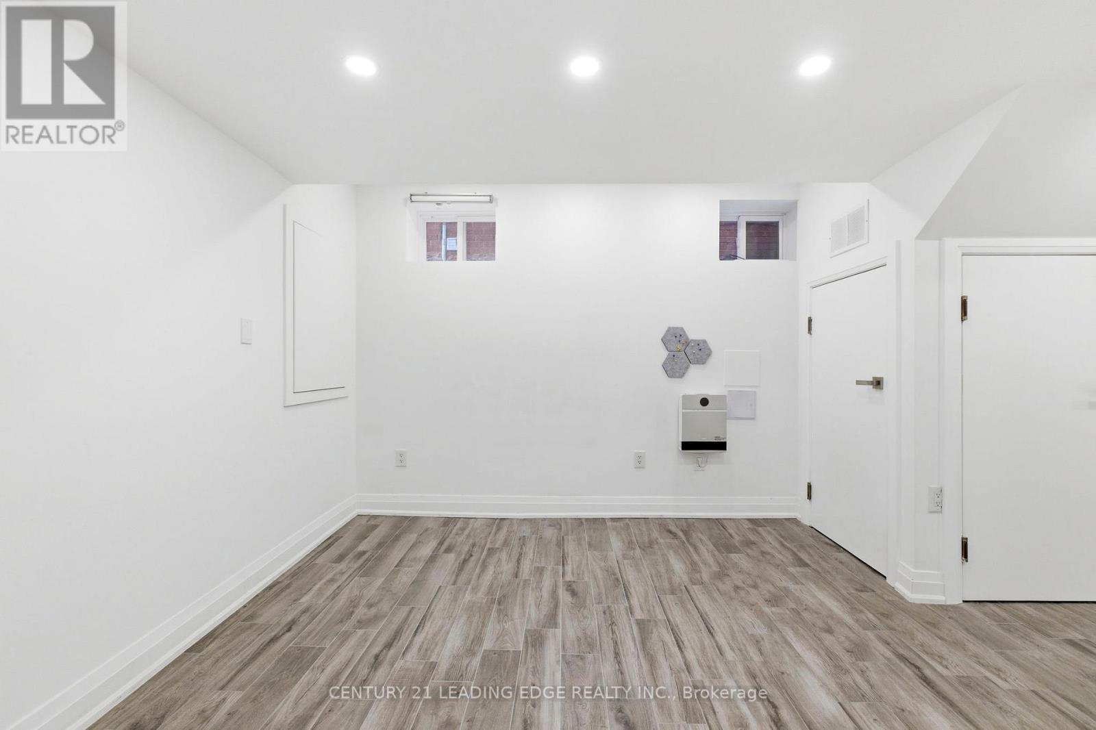 173 Cedric Avenue, Toronto (Oakwood Village), Ontario  M6C 3X7 - Photo 15 - C13067570