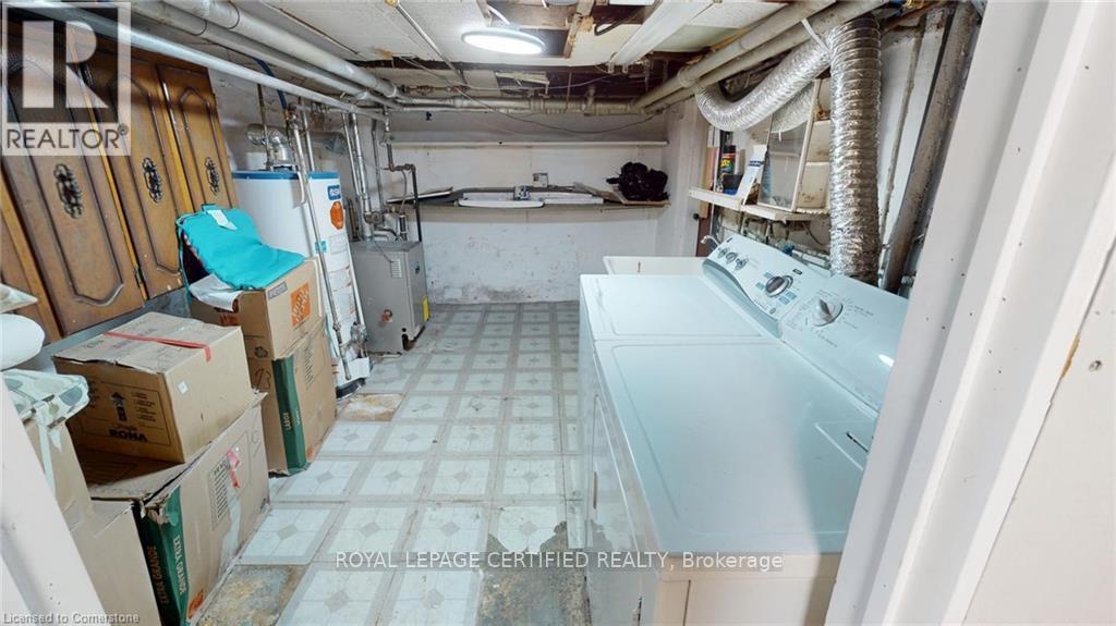 36 Mitchell Avenue, Toronto, Ontario  M6J 1B9 - Photo 12 - C13068280